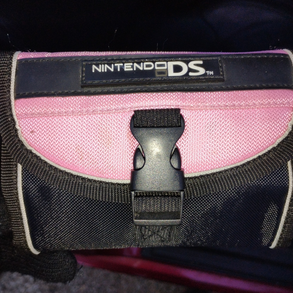 Nintendo DS Pink and Black Carrying Case